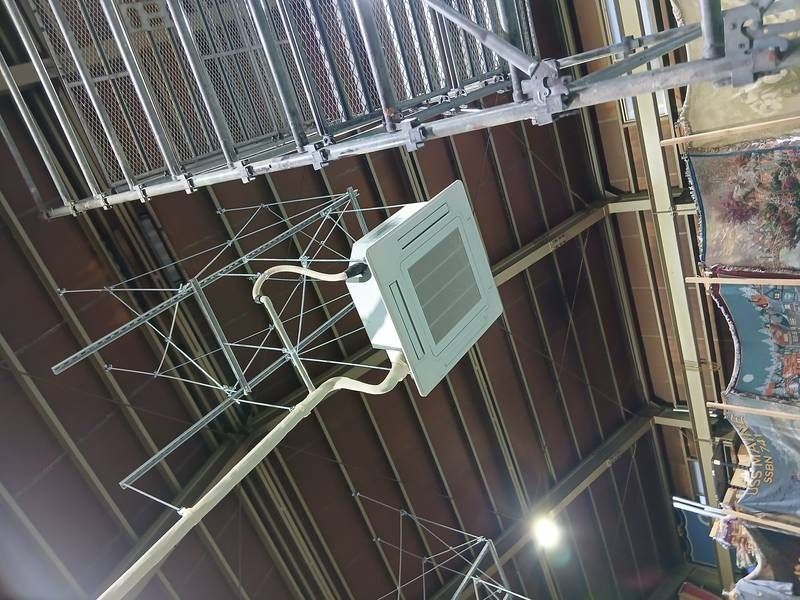業務用エアコン施工3